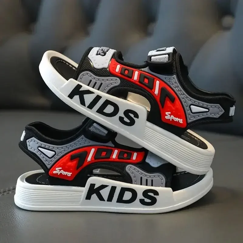 Sandalo estivo per bambini in PVC antiscivolo ragazzo carino scarpa da cartone animato per scarpe sportive per bambini antiscivolo bambino studente