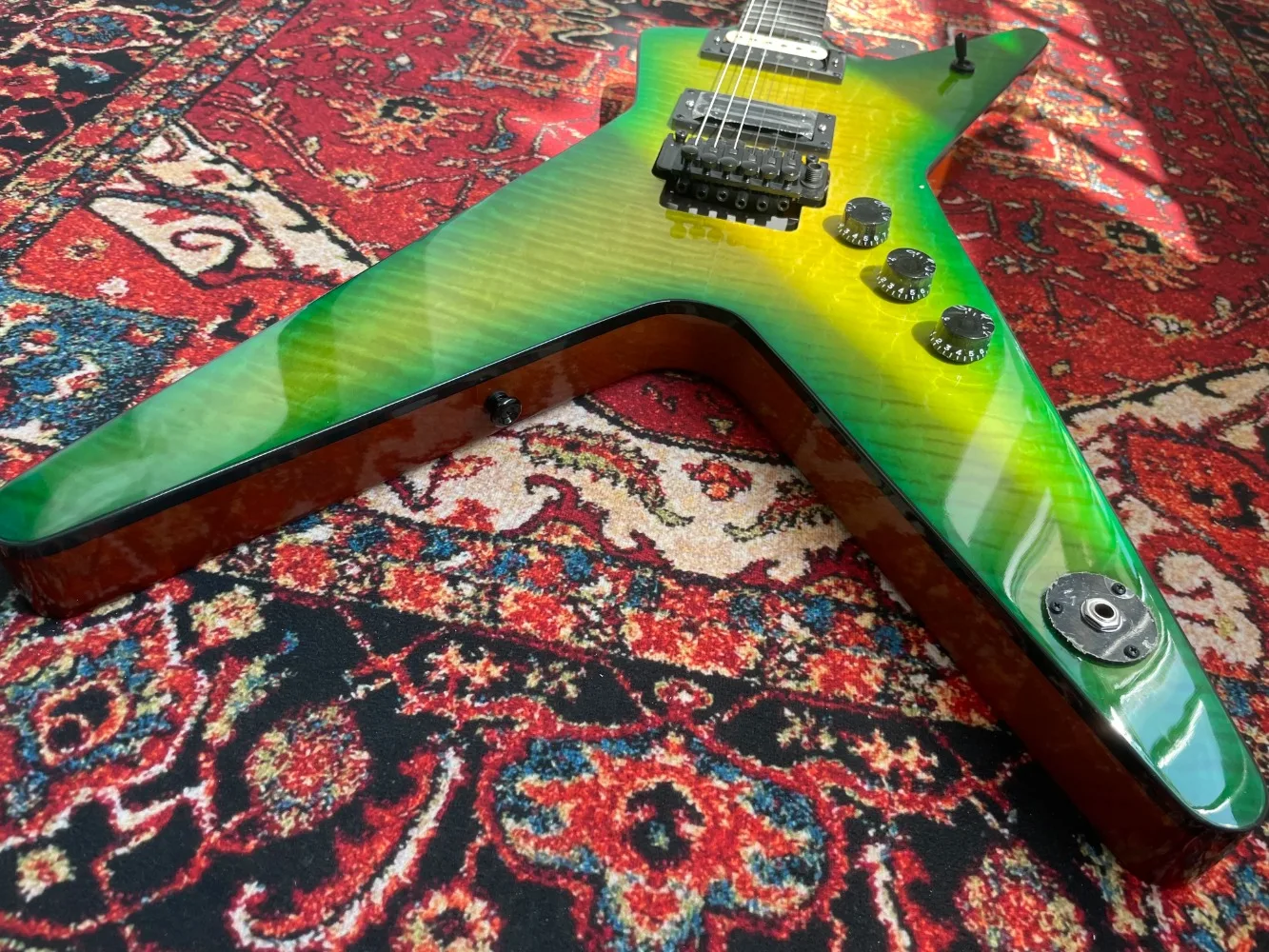 Fast Ship OEM WDD Signature Model  Guitar Flame Maple Top Floydrose vibrato Green guitar