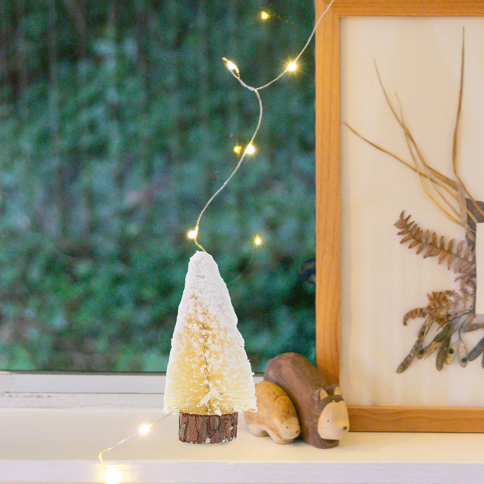 

Mini Christmas Trees Small Pine Needles Snow Flocked Xmas Decor Holiday Party Tabletop Wood Base Christmas naments