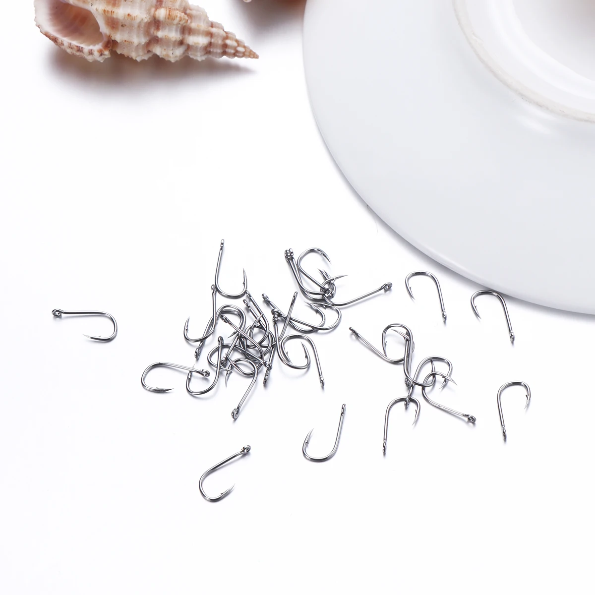 

100 PCS Boxed Fish Hook Bass Hooks Bait Fishing Freshwater Lure Tackle Saltwater
