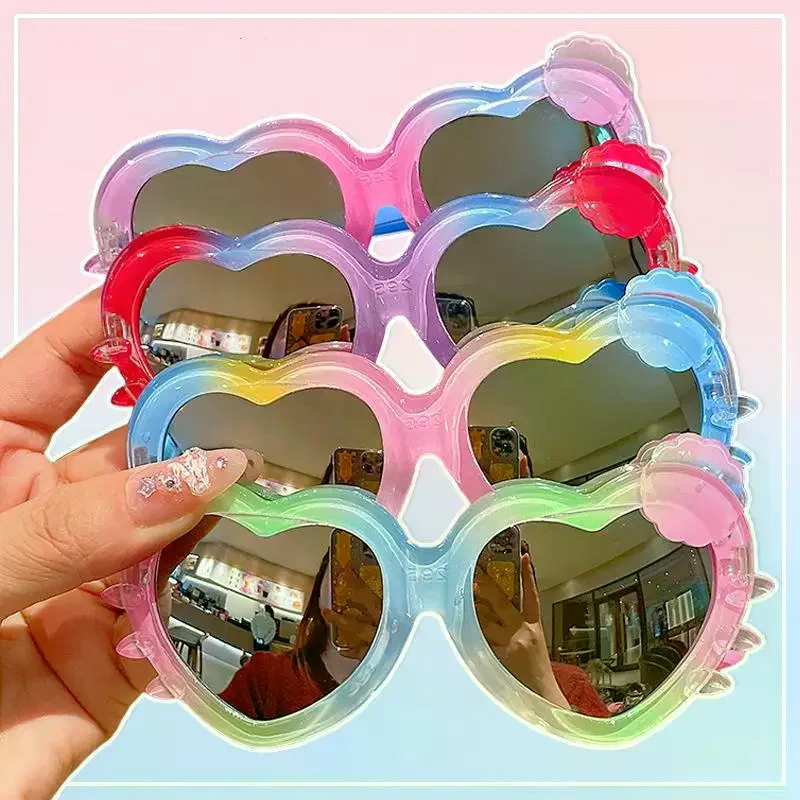 /HTF/Heart Shaped Sunglasses Gradient Rainbow Frame Anti Glare Lens UV Protection For Beach Trips Outdoor Play Kids