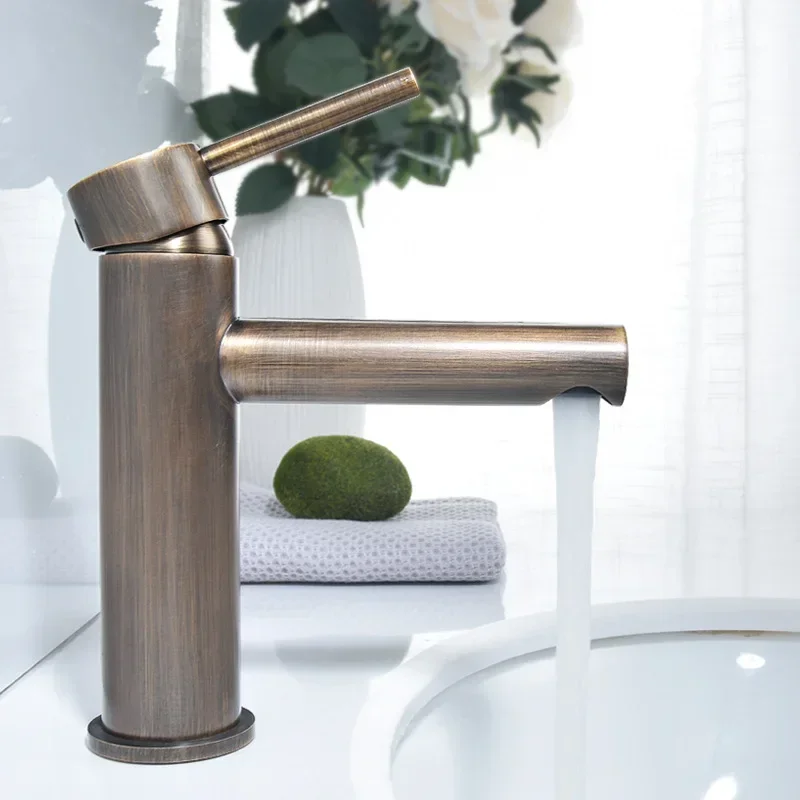 Keran wastafel air panas dan dingin berbahan tembaga penuh, warna emas hitam, desain sederhana untuk kamar mandi, MT1031