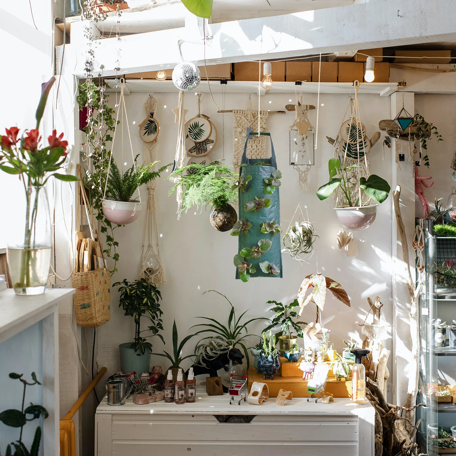 

2Pcs Plants Growing Bags Wall-Mounted Hanging Type Pocket Planting Bag for Indoor Garden Space-Saving Nursery Container