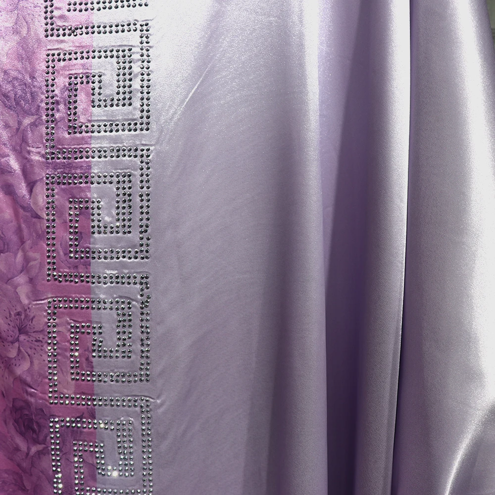 المرأة الأفريقية الطباعة فستان رايون النسيج الإصلاح الساخن حجر الراين زخرفة أنيقة رداء حجم كبير