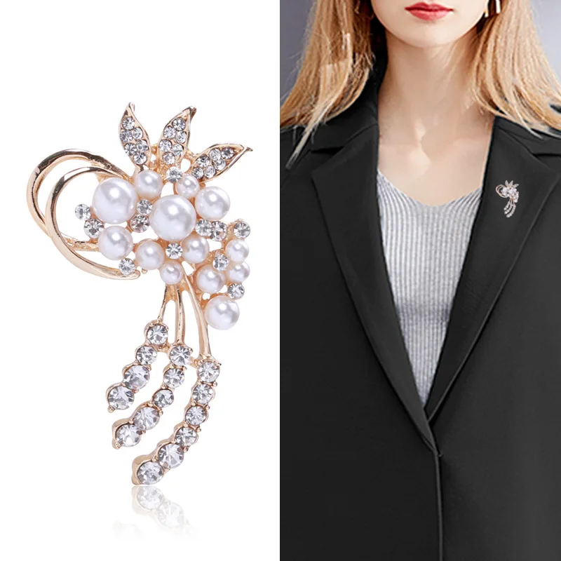 

1pcs Korean Retro Pearl Flower Brooch Personalized Fashion Women's Blazer Pin Large Collar Button Festival Girl Brooch Gift