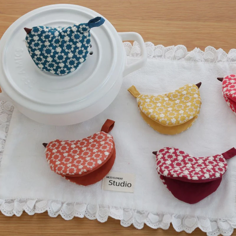 Embroidered Anti-Scalding Cap Cute Little Bird Heat Resistant Heat-Insulating Handle Cover Non-Slip Thickened for Kitchen Supply