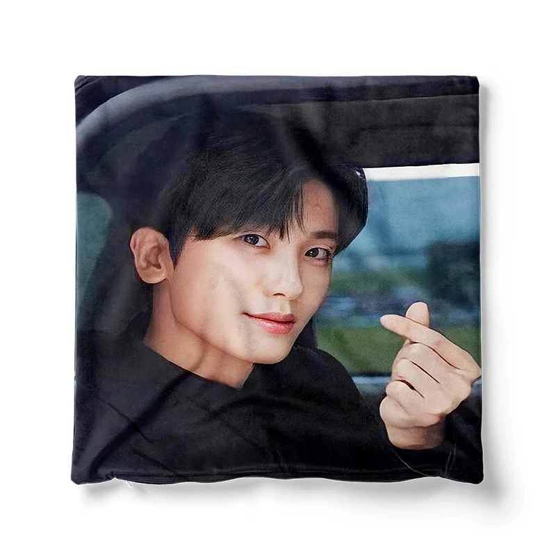 Gaslight Gatekeep Girlboss Park Hyung Sik Throw Pillow Covers Cushion Cases for Couch Sofa 45cm x 45cm