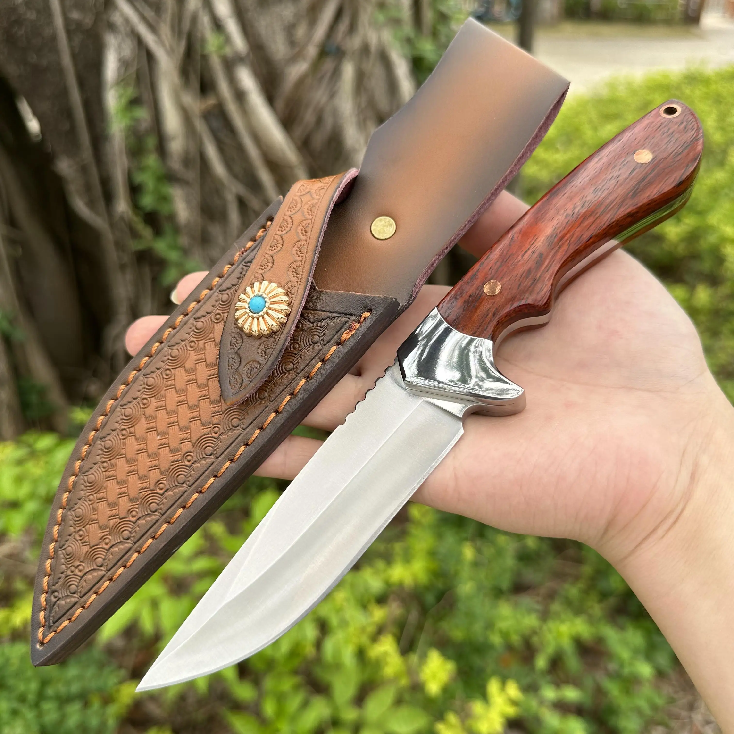 

Topwell Handmade Bowie Knife D2 Blade Full Tang Rosewood Handle Sharp Heavy Solid With Leather Sheath Outdoor Hiking Fishing