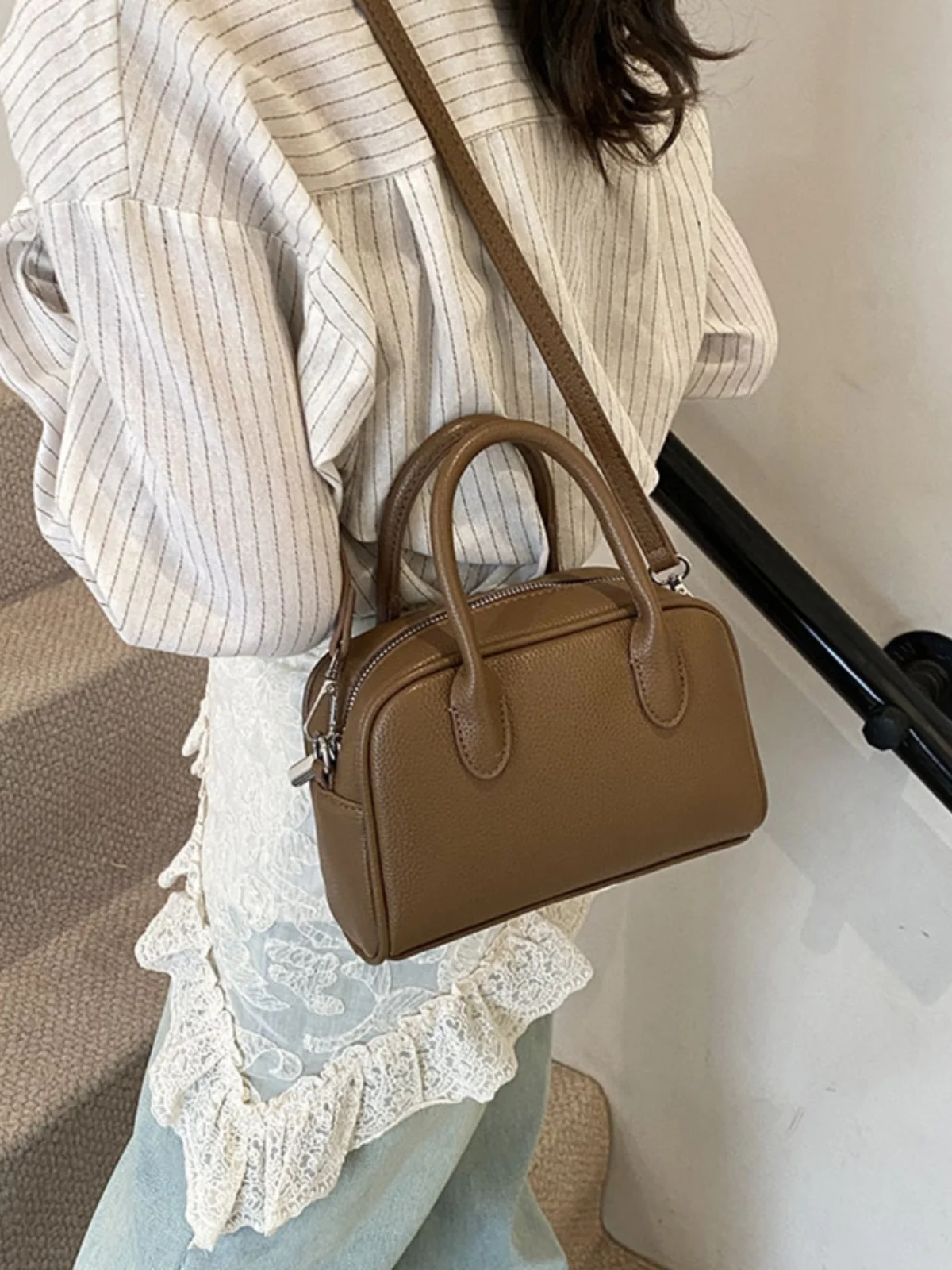 

Faionable mat Handbag 2025 New Sle Single oulder Retro Bag Women's Trendy Commuter Crossbody Bag Soft PU Leather