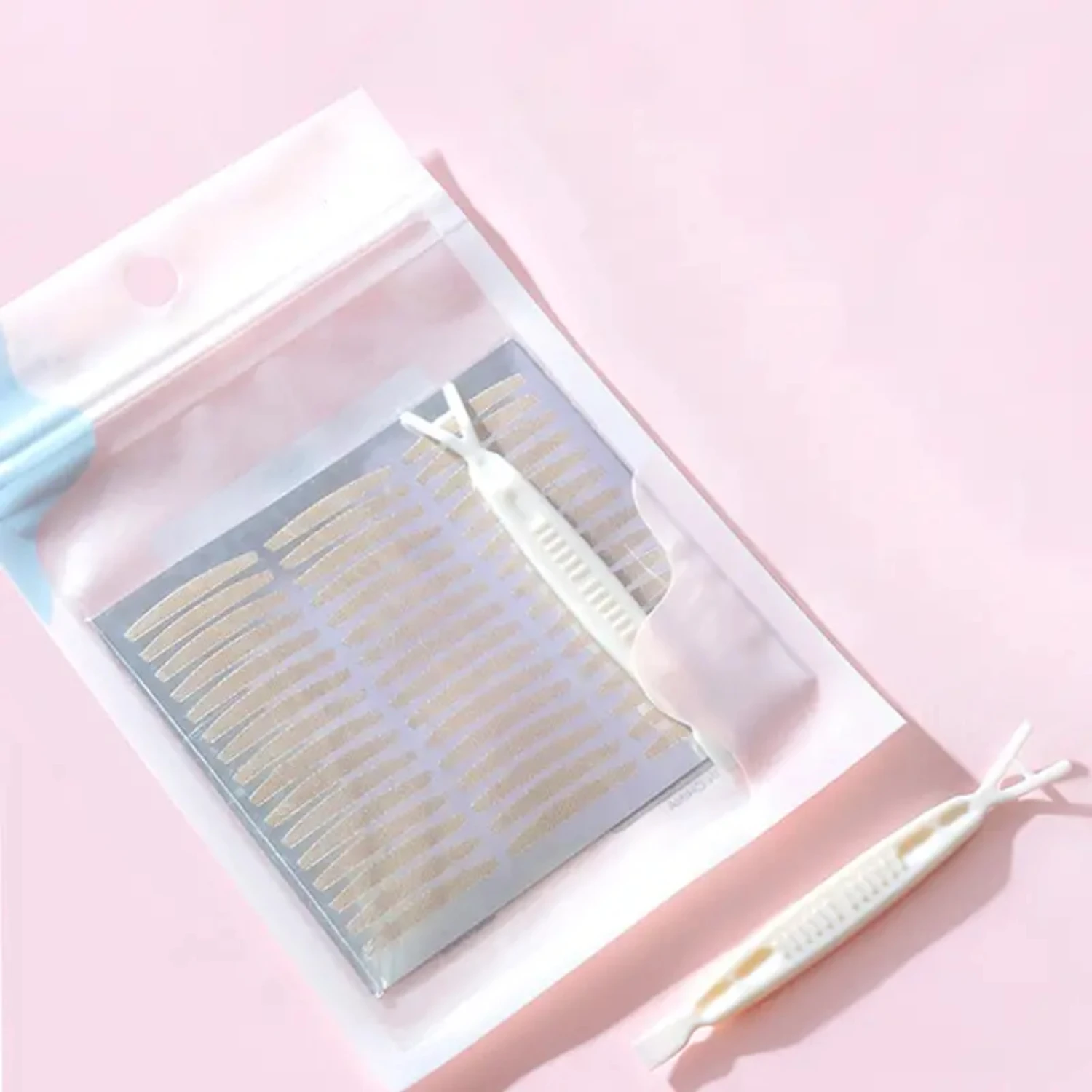 

Enhance Your Eye Appearance with 120pcs Invisible and Natural Double Eyelid Tape - New Mesh Self-Adhesive Eyelid Stickers, Versa