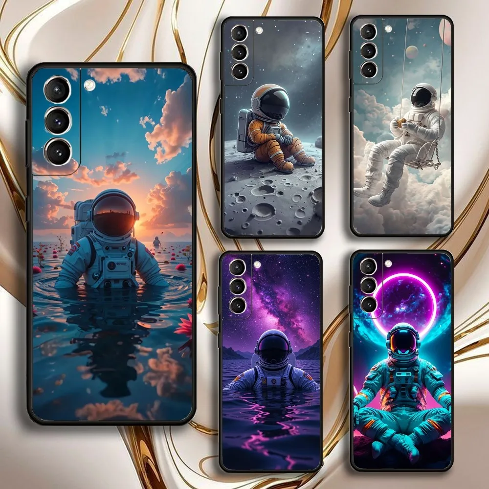 

Astronaut Phone Case For Samsung GalaxyA13,21s,22,31,32,52,53,71,72,73,Soft Black Shell