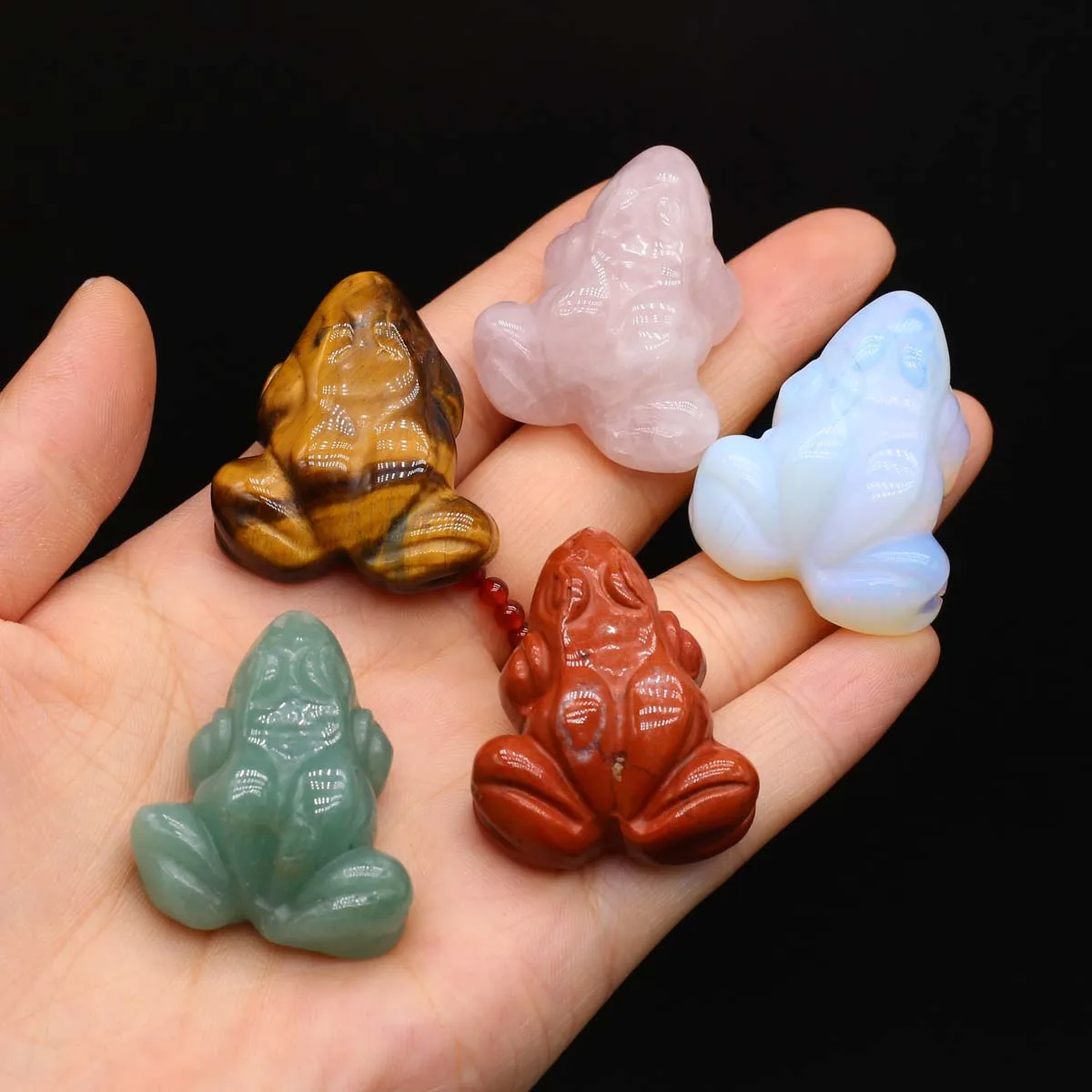 Frog ornaments Natural Stone Hand Carved Aura Crystal Agate Opal Cure Crystal Aquarium Home Decoration Crafts Gift