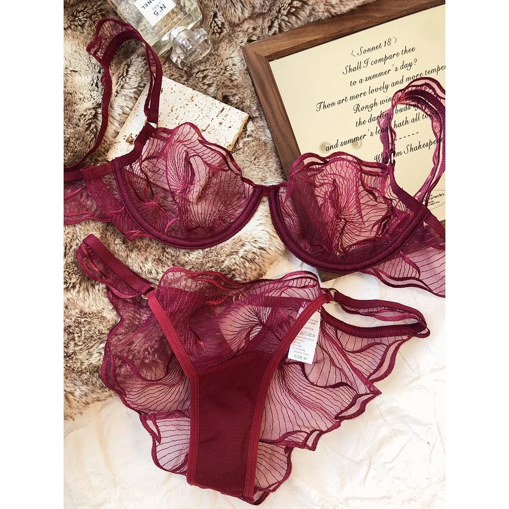 Conjunto de sujetador y bragas de encaje bordado francés para mujer, sujetador ultrafino y transparente que estiliza la figura, con diseño calado, lencería, sujetador, tallas 32-38AB, elegante para uso diario.