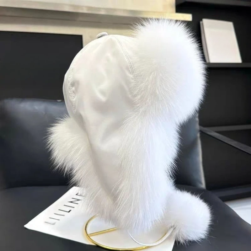 Damen Winter Kunstfuchs-Pelz Trapper-Mütze, Warme Plüsch-Weiche Flauschige Uschanka mit Ohrenschützern für Kaltes Wetter im Freien – Detail 5