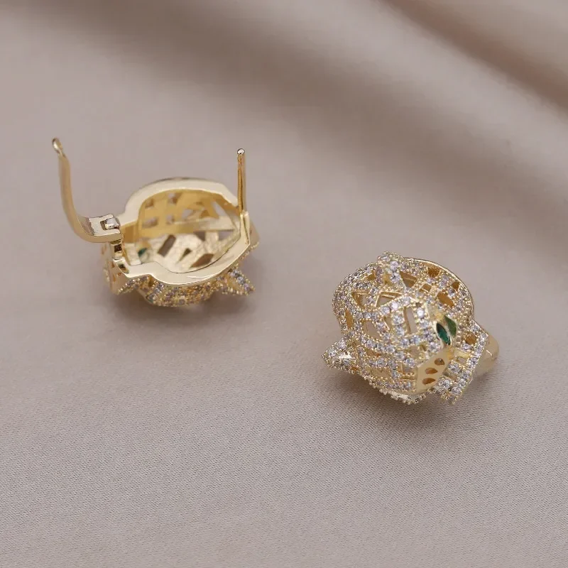 Korea New Design Fashion Jewelry  Gold plated Exquisite Luxury Zircon Leopard Earrings Elegant Women Party Shiny Accessories