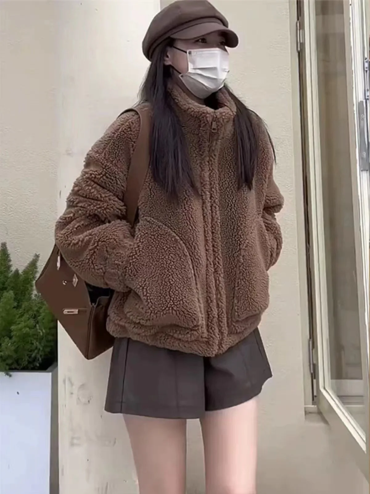 

Women's 2025 Autumn/Winter Short Korean Edition Top Long Sleeve Imitation Lamb Fleece Stand up Collar Coat