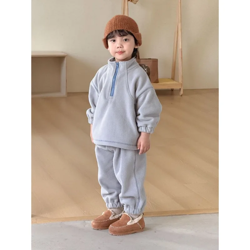 Children's fleece set with both boys and girls sports, autumn and winter 2026 new baby hoodie and pants two-piece set 3