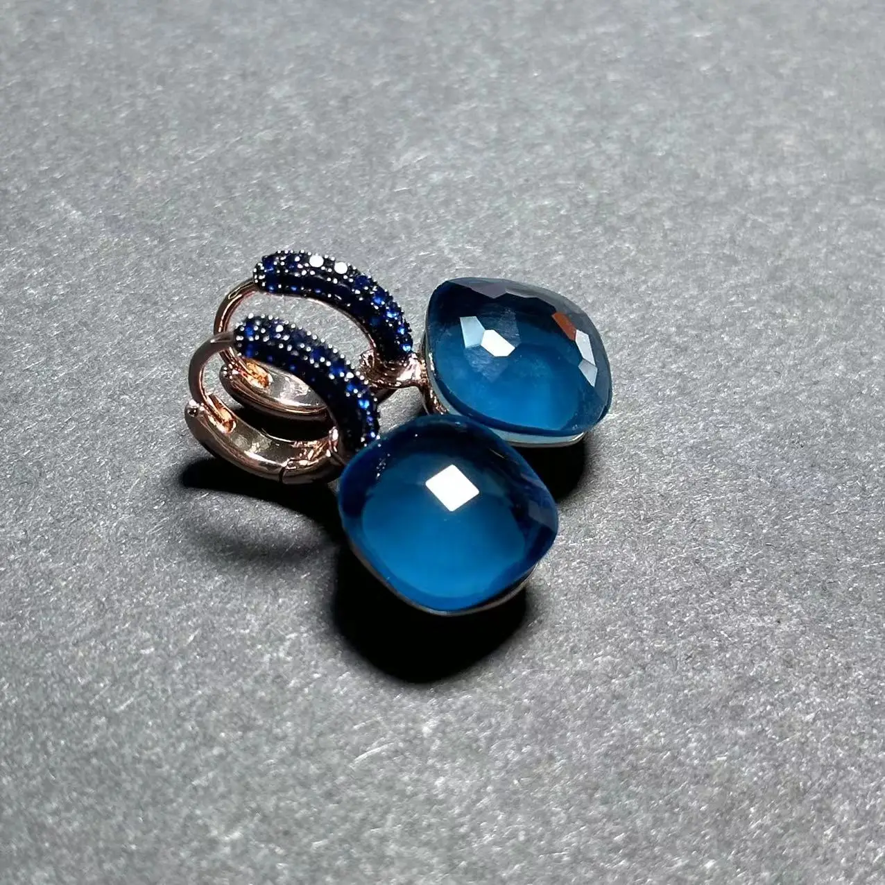 12.6mm Flat  Earrings Inlay Blue Zircon With Black Gun Plated Candy Crystal Earrings Fashion Jewelry Gift For Women