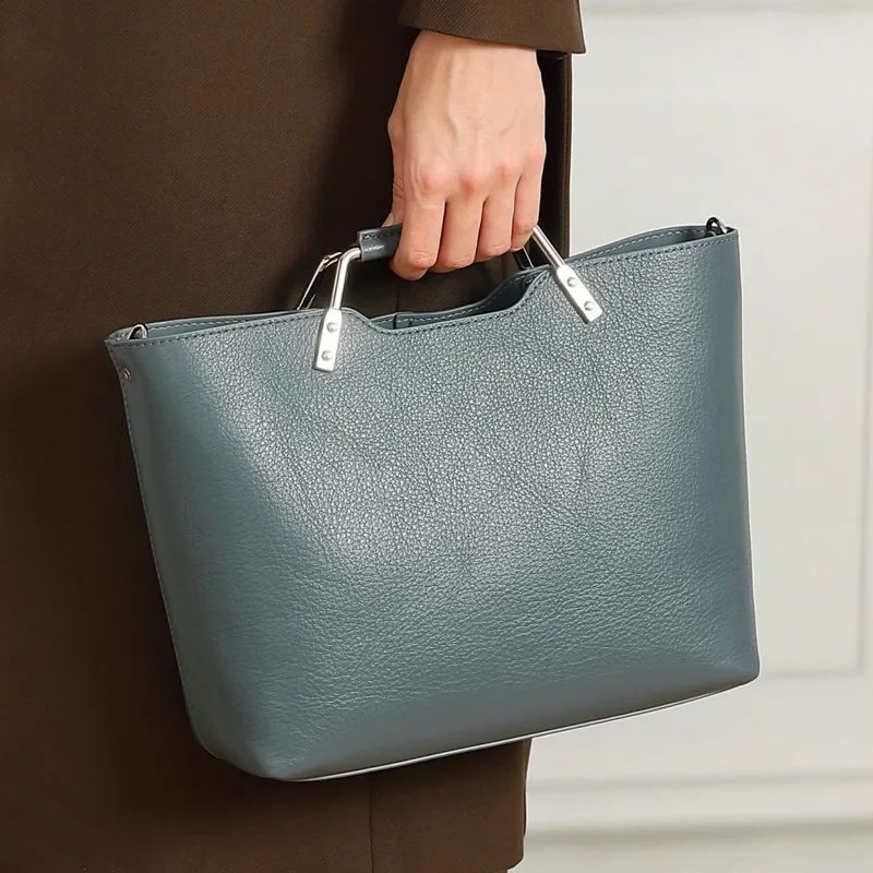 

2026 New Leather Versatile Retro Women's Bag First Layer Cowhide Portable Literary and Simple Commuter Shoulder Messenger Bag