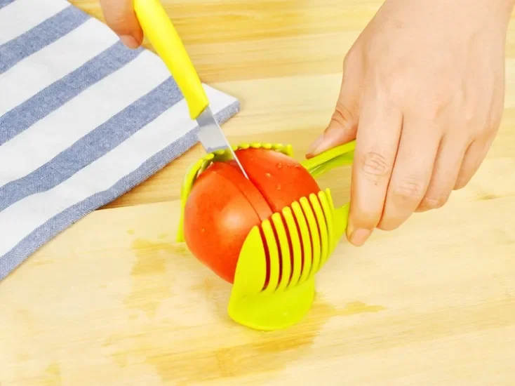 Измельчители для томатов, картофеля, лука, слайсер, нарезка для помидоров, пластиковый инструмент для резки фруктов, идеальный слайсер, держатель для резки лимона KX 023