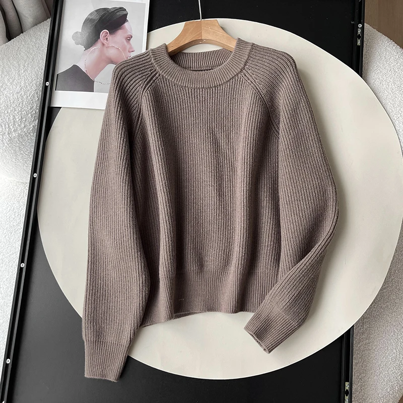 เสื้อสเวตเตอร์ถักไหมพรมผู้หญิงสไตล์นอร์ดิก คอกลม แขนยาว ผ้าผสมขนสัตว์ อุ่นสบาย แฟชั่นฤดูหนาวใหม่ สไตล์อบอุ่น