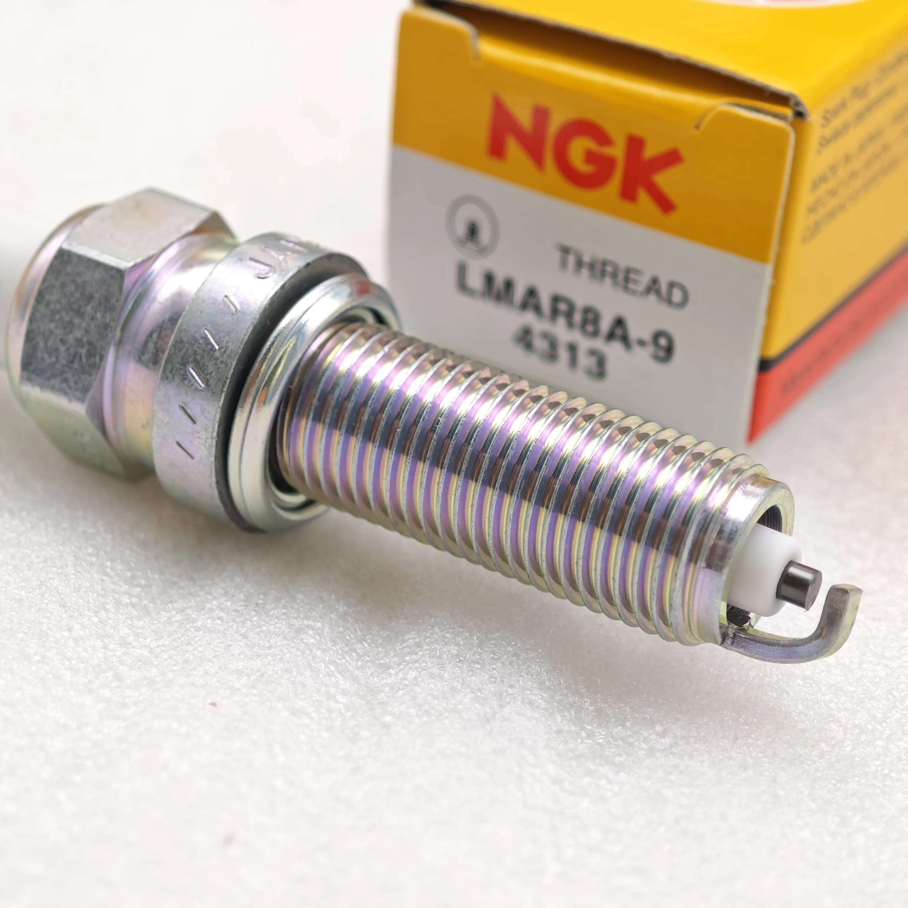 1pcs Original NGK Spark Plug LMAR8A-9 4313 is Suitable For Yamaha MT07/03 Honda CB1100 Fosha 350 PCX160 OEM 31908-KTW-901