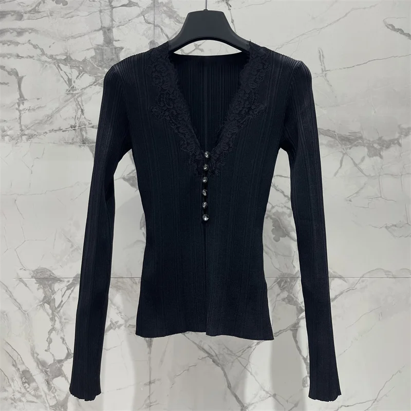 

Women's sweater New elastic knitted slim fit long sleeved top for autumn 2025 Lace patchwork V-neck pullover y2k Women's jumper
