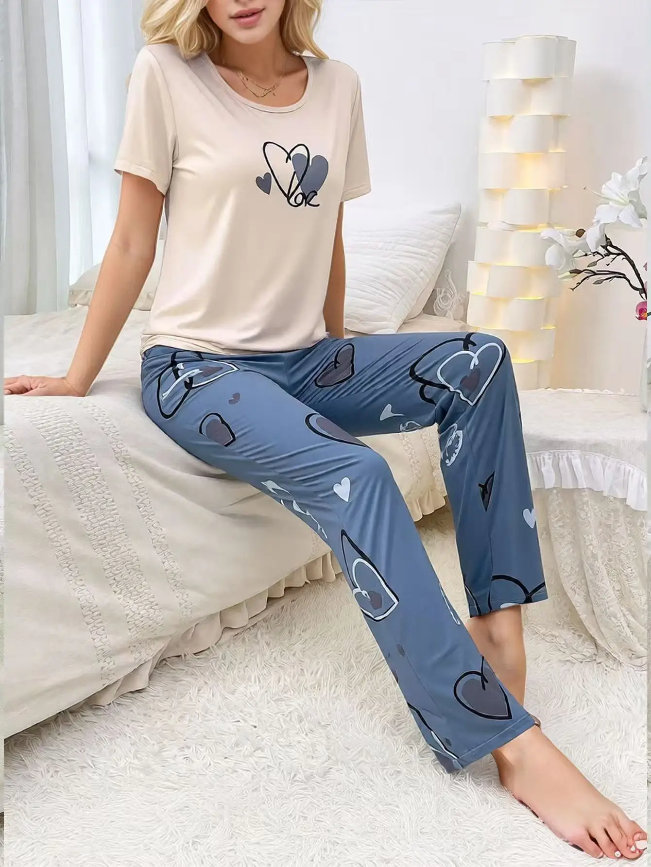 Hot Sale Women's Short Sleeve Sweatpants Thinner Simple Heart Casual Home Wear for Outdoor Pajama Women Sleepwear view 5