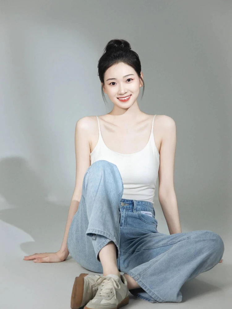 

Minimalist Style Korean Pure Color Denim Pants Portrait Photography Studio High-End Feel Artistic Clothing for Women