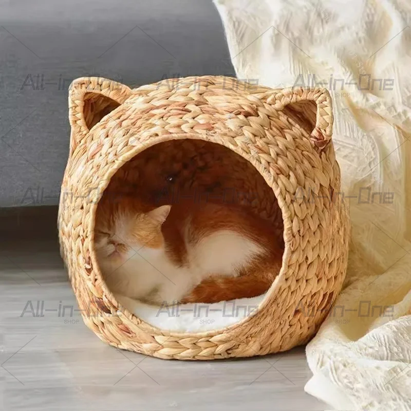 hand-woven-cattail-cat-bed-semi‑enclosed-natural-cooling-pet-house-all-season-cat-villa
