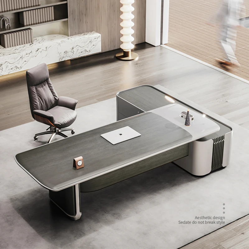 The CEO's desk is made of solid wood with baked paint, and the Chairman and General Manager are equipped with