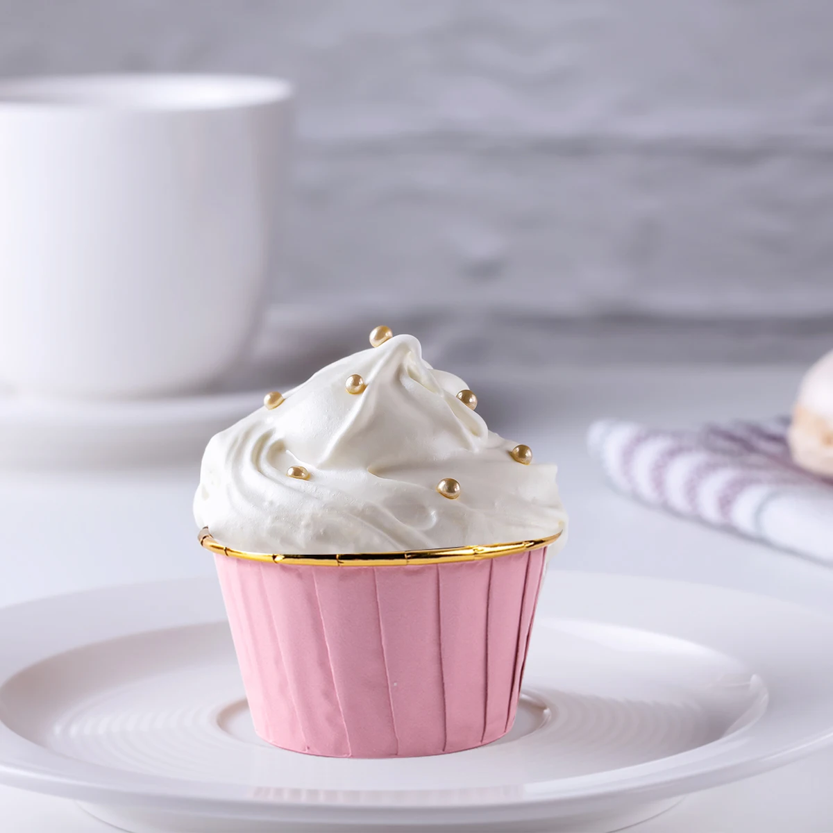 25/50pcs Mini Foil Gold Muffin Paper Cups with Lid Cake Wrappers Birthday Wedding Party Baking Pastry Tools Party Supplies