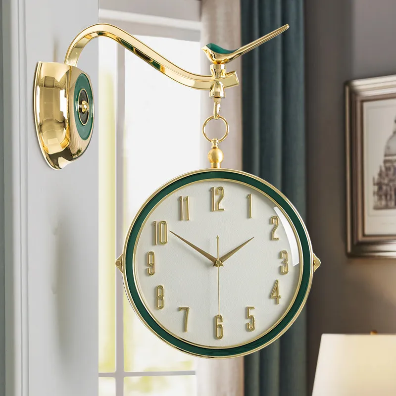 Light luxury gold-plated double-sided clock, living room decoration two-sided wall clock, household quartz silent clock