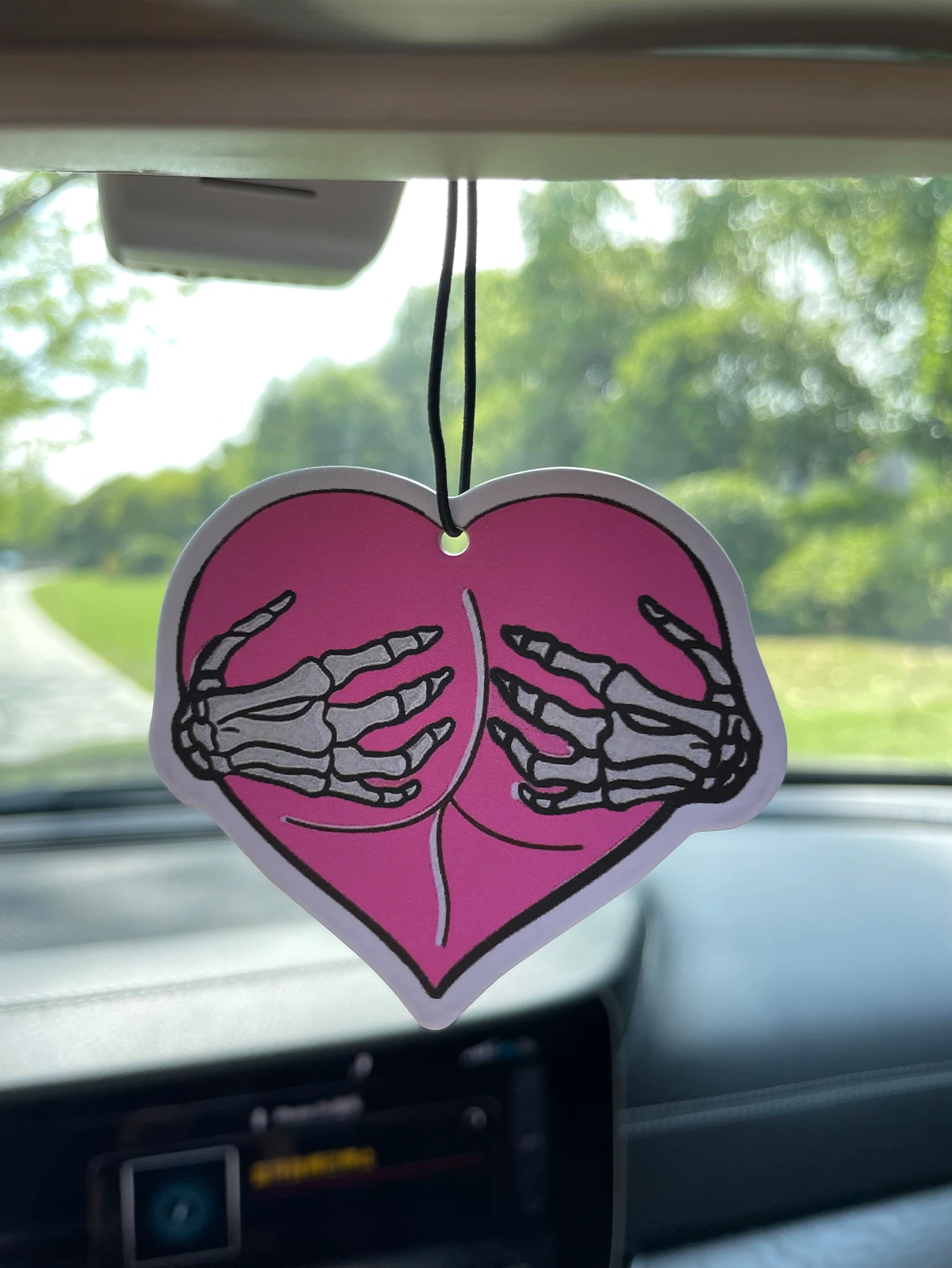 Car Accessories Juicy Couture - Złośliwy, międzykontynentalny, świeży zapach, pięciogwiazdkowy neutralny