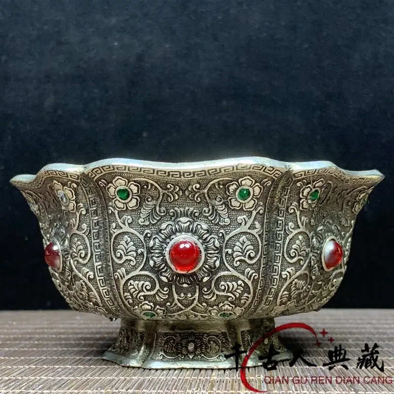 

Vintage Collection Relief Qing Dynasty Qianlong Year Made Flower Bloom Wealth Silver Bowl Inlaid with Gemstone Antique Bronze De