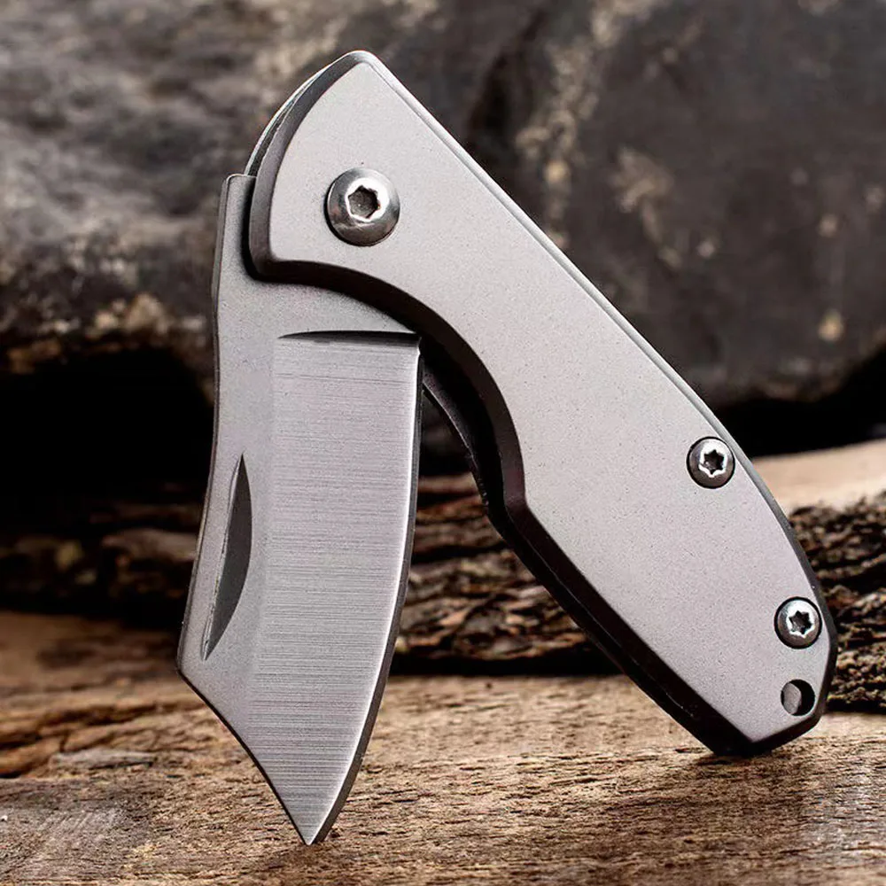 Mini Folded Keychain Knife EDC Box Cutter Portable Camping Pocket Folding Knife Self Defense Hand Tools Cool Knife for Men