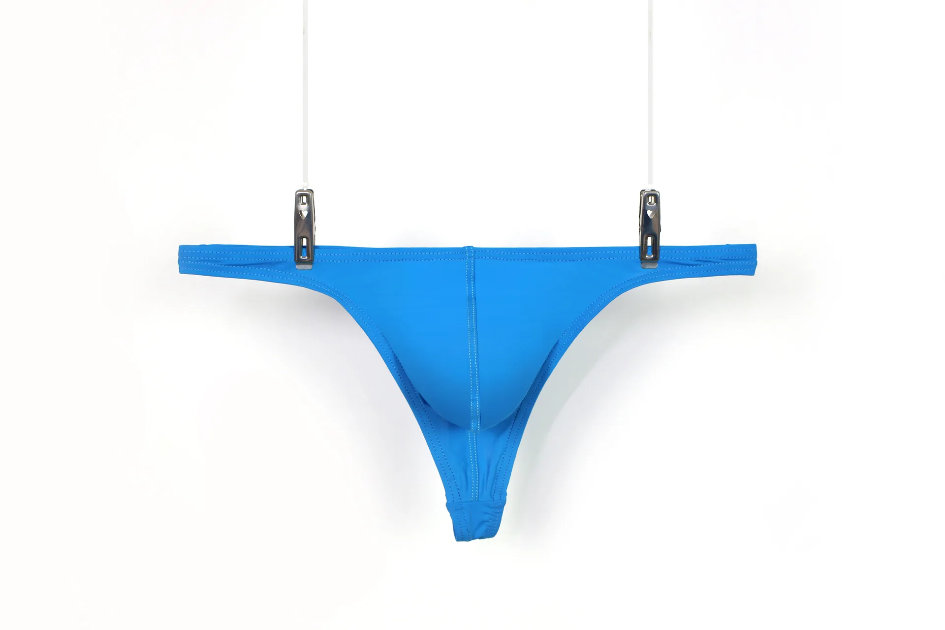 

Men's Bulge Thong Ice Silk Thong Solid Color Sexy Breathable T Back Panties Gays Erotic Low Rise U Ocnvex Pouch G-string Knicker