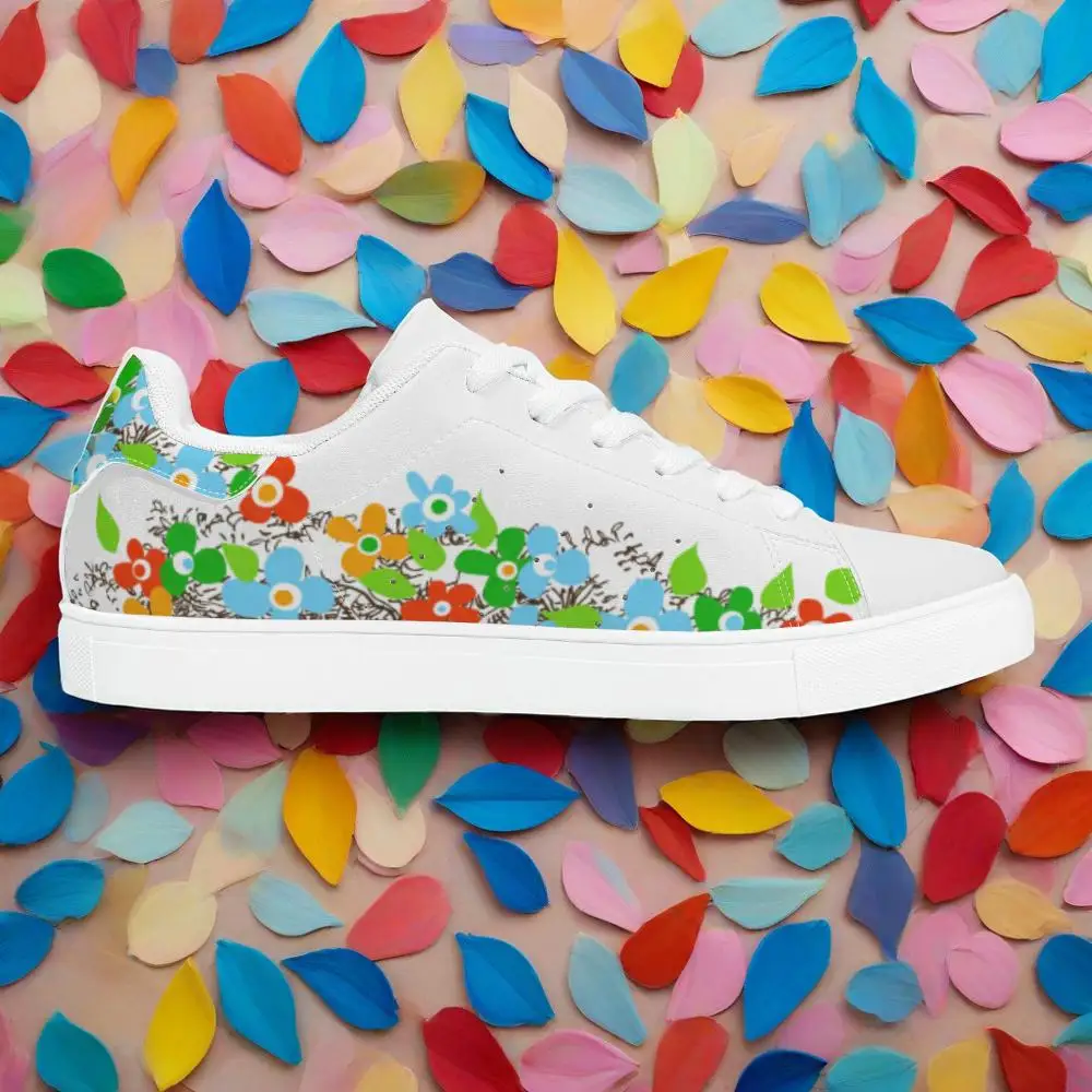 Настраиваемые повседневные кроссовки с ярким лепестковым принтом, белые кроссовки, стильные и универсальные, подходят как для мужчин, так и для женщин.