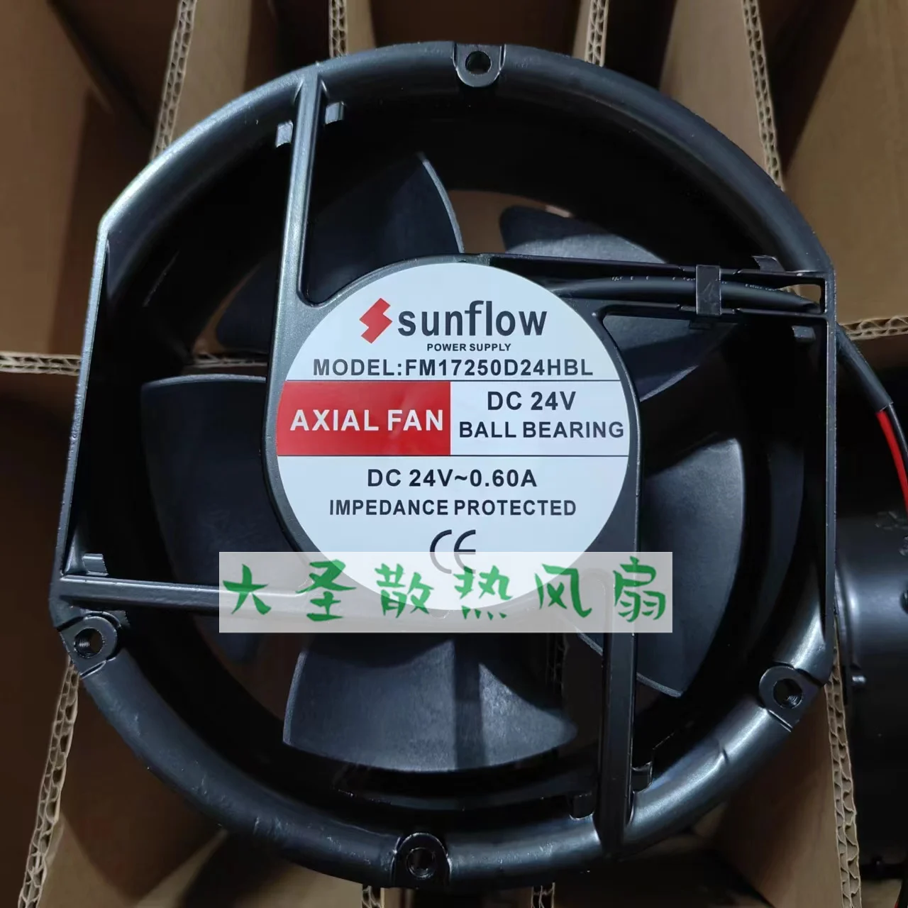 

FM17250D24HBL DC 24 В 0,60 А 172x150x51 мм 2-проводной охлаждающий вентилятор для сервера