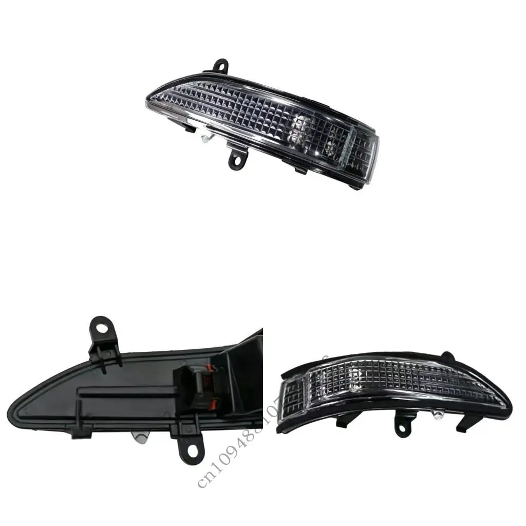 180 Degree Wide LED Turn Light Suitable For Cars Trucks Enhanced Visibility Design 84401AG042 84401AG052