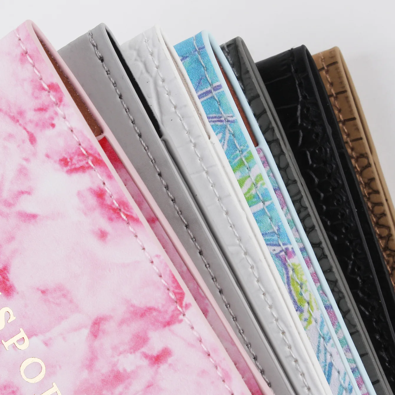 

Crocodile Pattern Airplane Leather Passport Cover Marble Pattern Passport Holder Ticket Holder Passport Case Travel Accessories