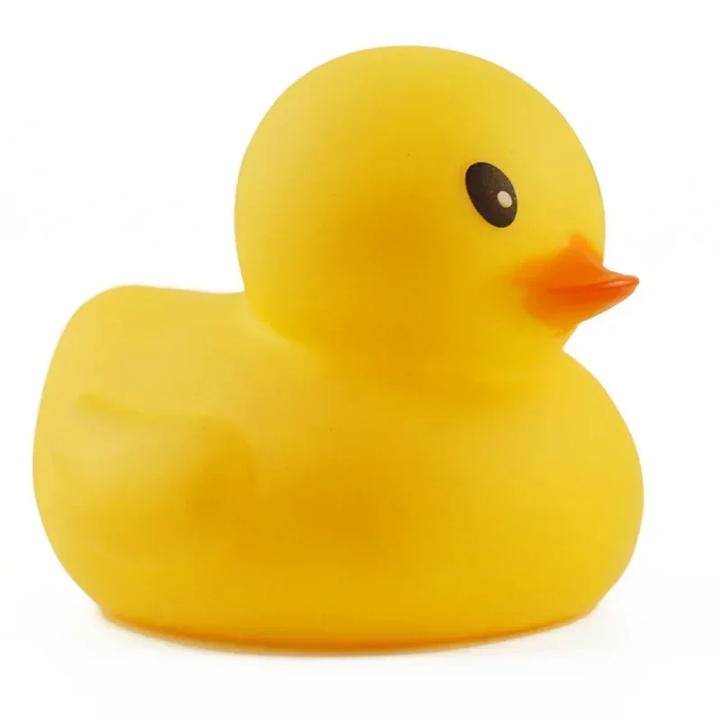 1/4 Uds. Juguetes de baño para bebé de pato amarillo pequeño y bonito, juguetes de goma para apretar BB para baño, diversión con agua, juguete de carrera clásico chirriante para niños