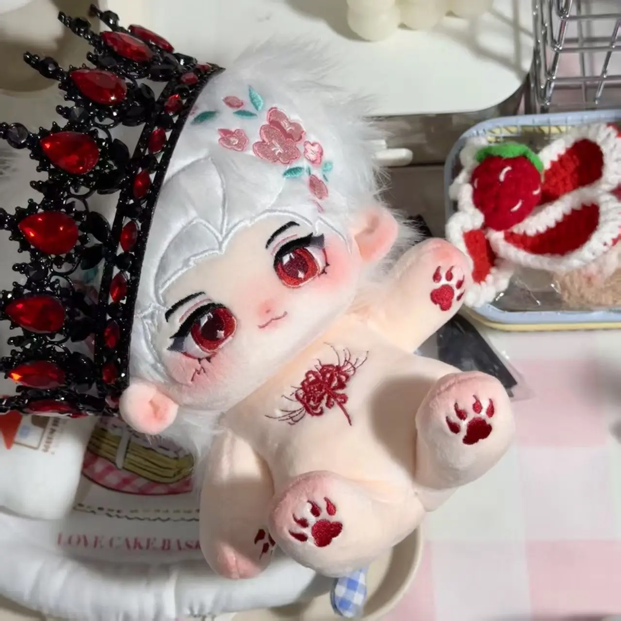 Stuffed 20cm Doll Love and Deepspace Caleb Xavier Rafayel Zayne Sylus Anime Figure Cosplay Dress Up Doll Kawaii Toy Birthday