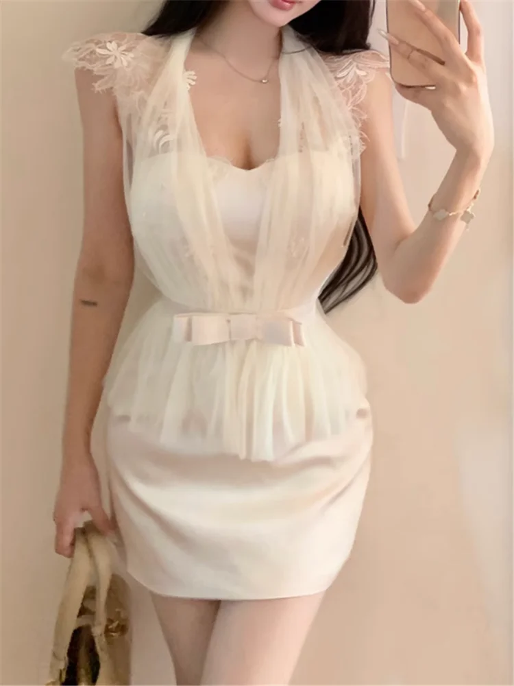 Elegante Celebrity Lady Albicocca Halter Lace Mesh Patchwork Abito corto a tubino Summer Office Donna Mini abito aderente senza maniche