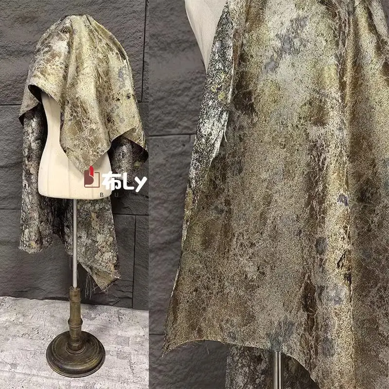 

Кофейная золотая нестандартная текстура жаккардовая ткань, креативная картина маслом Ханфу в стиле ретро, дизайнерская ткань для старой одежды