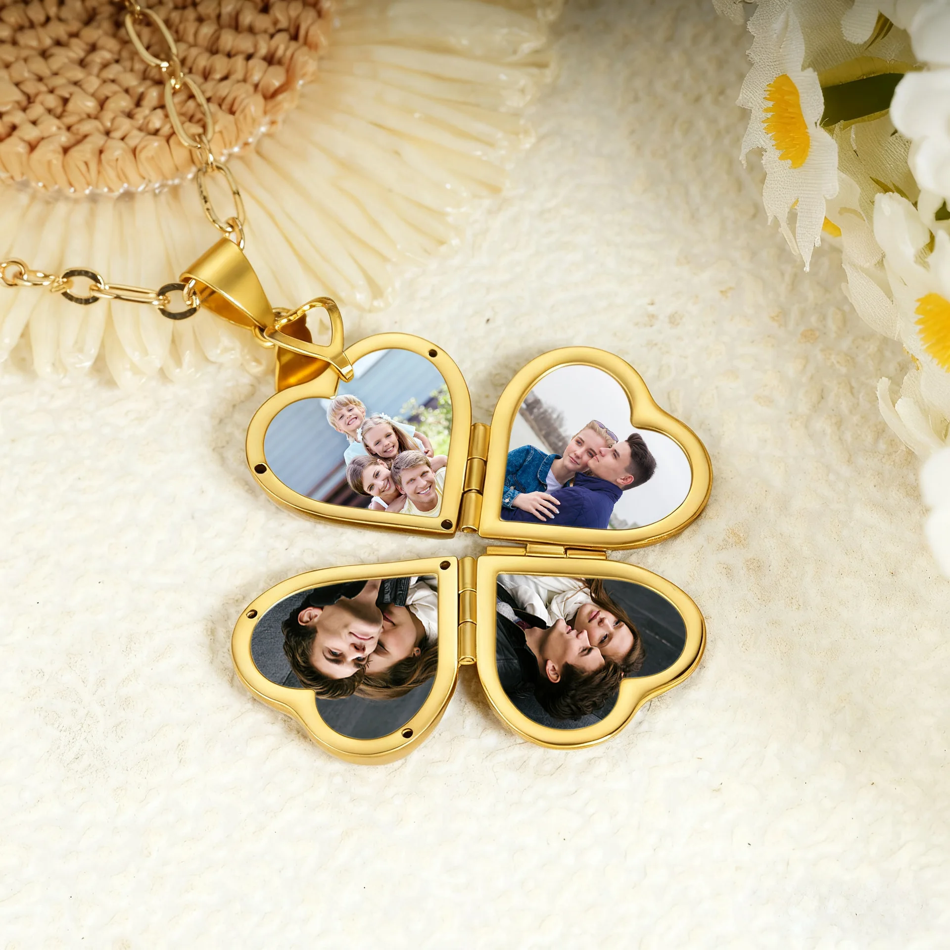 

Vintage Necklace Folding Multi-layer Heart Copper Family Locket Personalised Photos Four-leaf Clover Pendant Fashion Jewelry