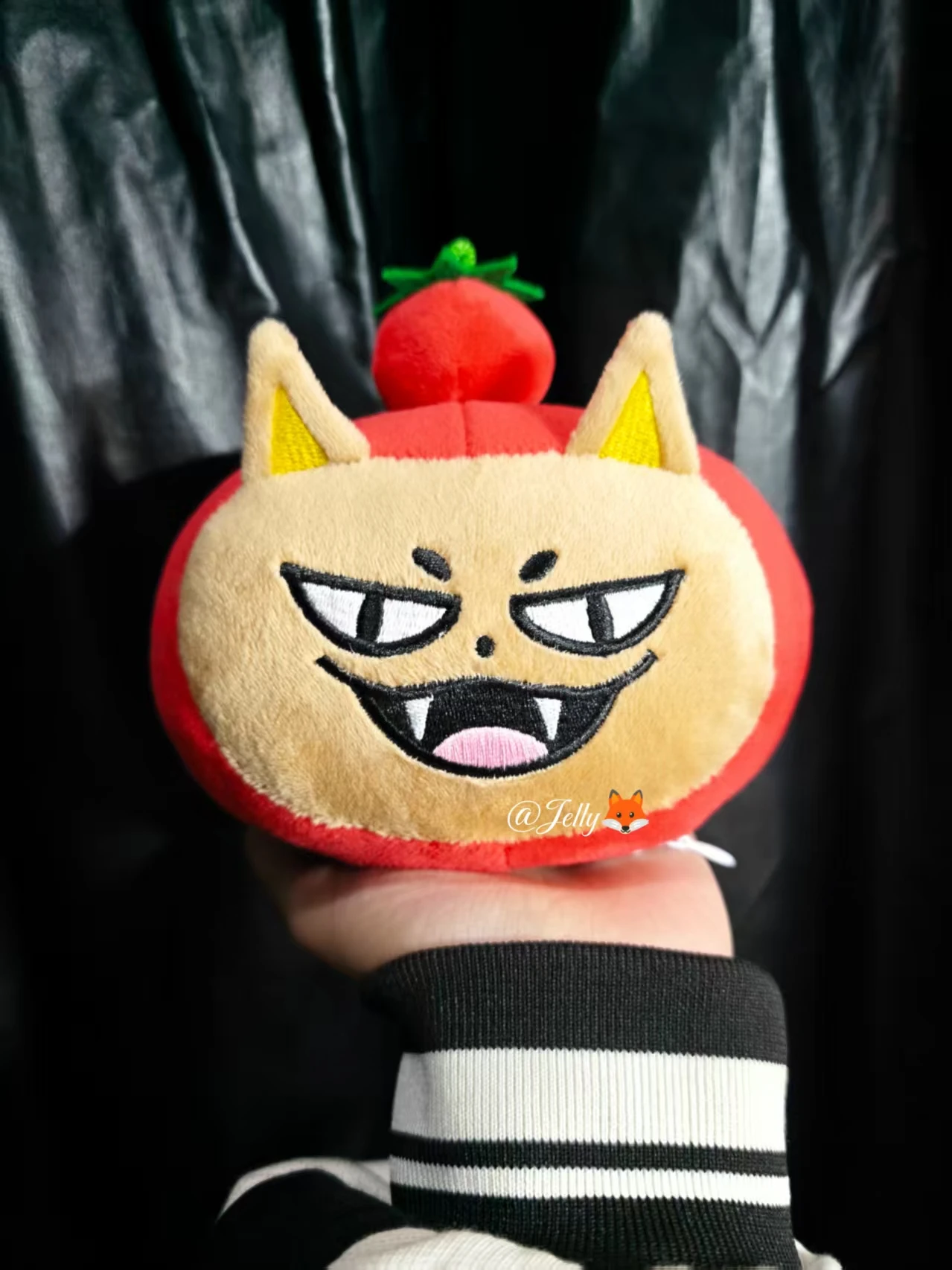 

Pre-sale Not Official Fanmade Gmmtv Thai Star Forcebook Tomafox Pendant With Fox