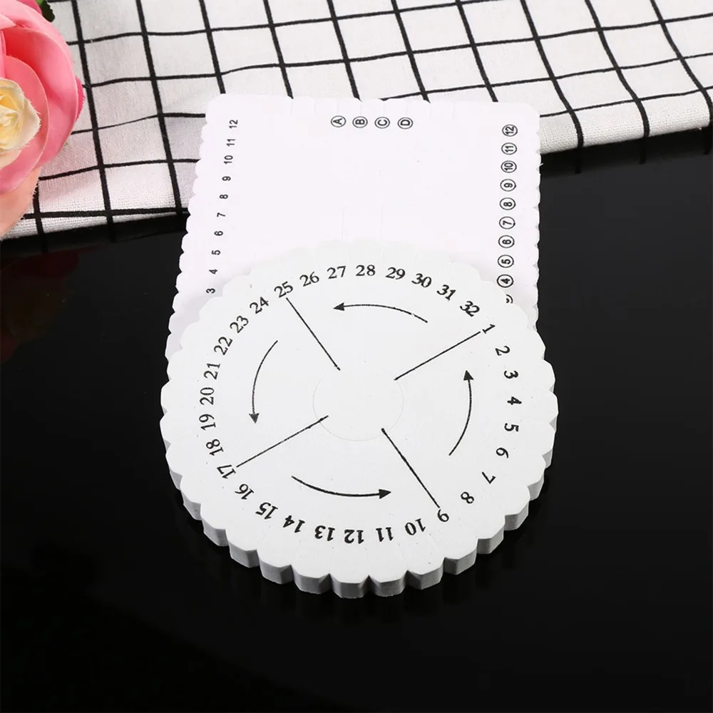 2Pcs Lightweight EVA Braiding Board White 10 * 10 * 0.9cm Cord Weaving Tool DIY Braid Accessory Hand Rope Braiding