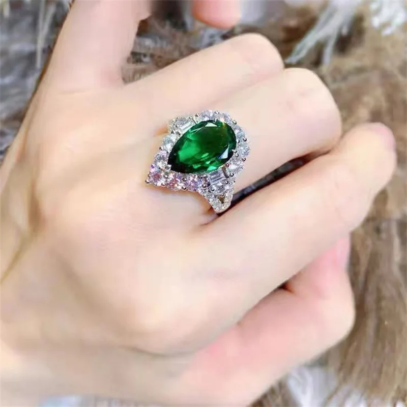 Elegant Water Drop Lab Emerald 925 Silver Color Rings for Women Exquisite Zircon Inlay Wedding Engagement Bridal Fine Jewelry