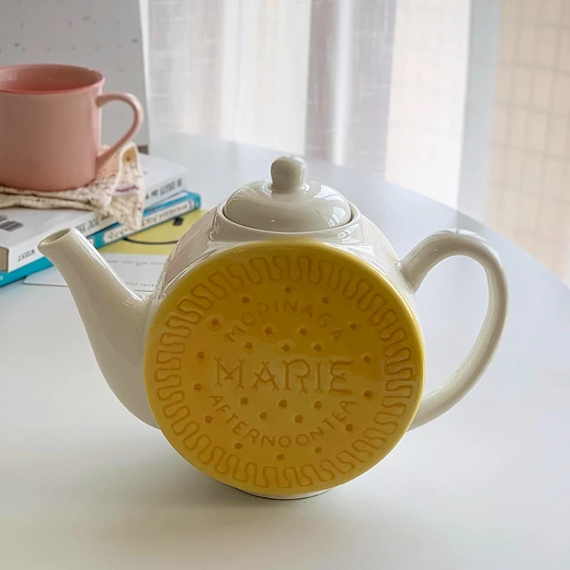 

Creative Cookie Shaped Teapot Ceramic Ornament Afternoon Tea Cold Water Kettle Flower Tea Pot